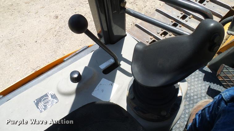 image for item DA6810 2003 Case 850K XLT dozer