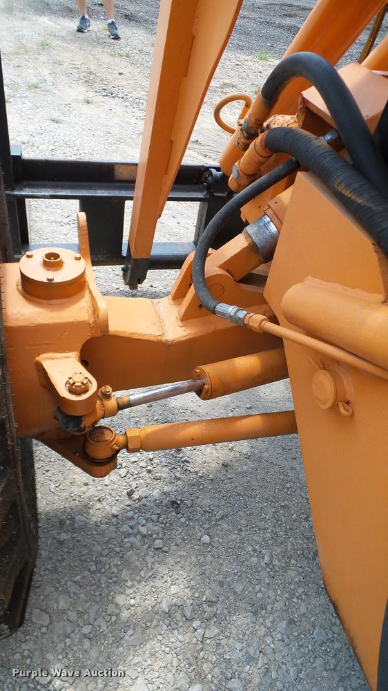 image for item DA6826 SkyTrak 4030 telehandler