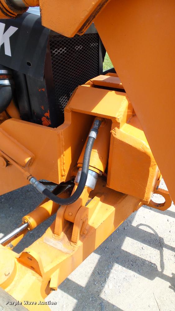 image for item DA6826 SkyTrak 4030 telehandler