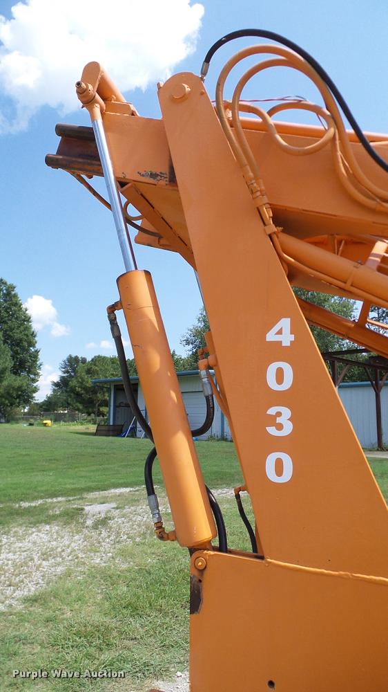 image for item DA6826 SkyTrak 4030 telehandler