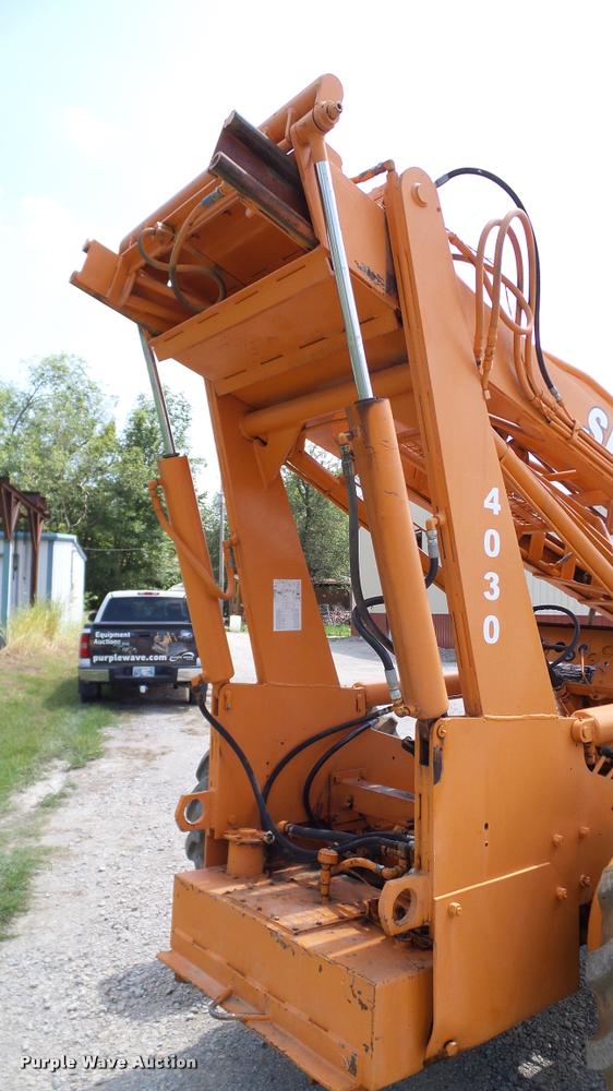 image for item DA6826 SkyTrak 4030 telehandler