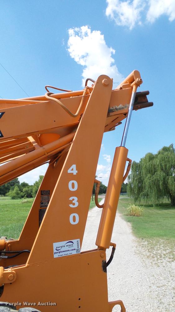 image for item DA6826 SkyTrak 4030 telehandler