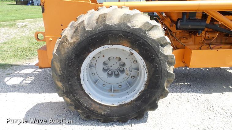 image for item DA6826 SkyTrak 4030 telehandler