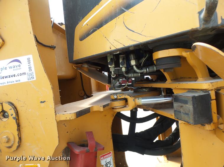 image for item DB1400 2002 Case 621D wheel loader