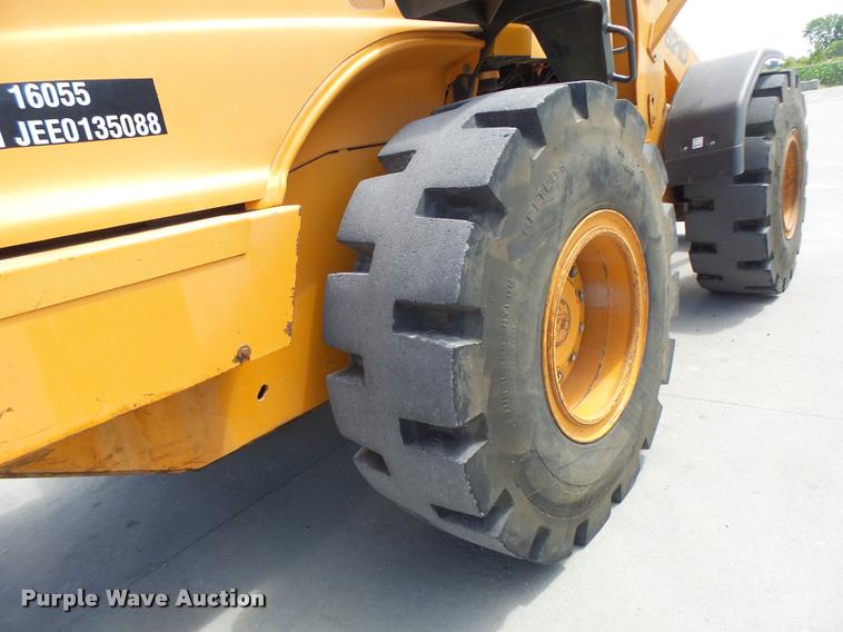 image for item DB1400 2002 Case 621D wheel loader