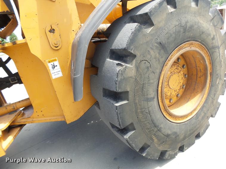image for item DB1400 2002 Case 621D wheel loader