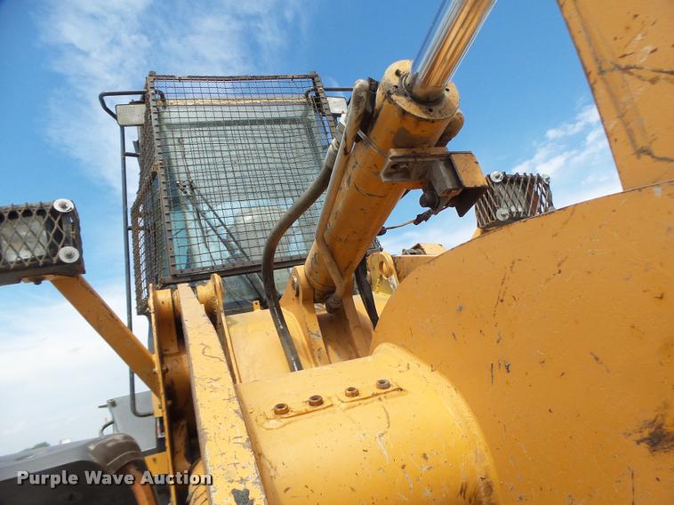 image for item DB1400 2002 Case 621D wheel loader