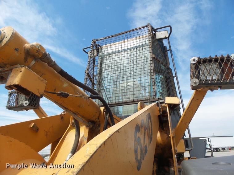 image for item DB1400 2002 Case 621D wheel loader