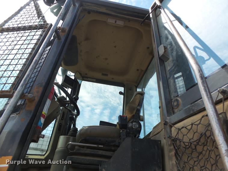 image for item DB1400 2002 Case 621D wheel loader