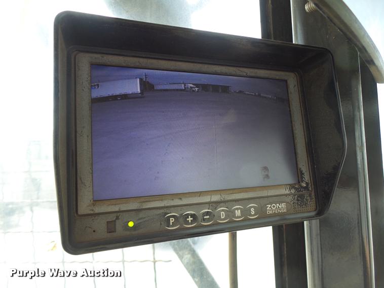 image for item DB1400 2002 Case 621D wheel loader