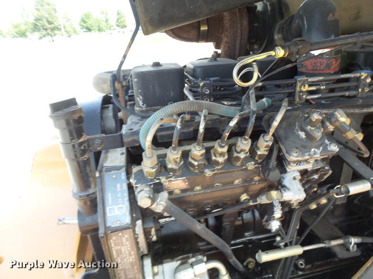 image for item DB1400 2002 Case 621D wheel loader