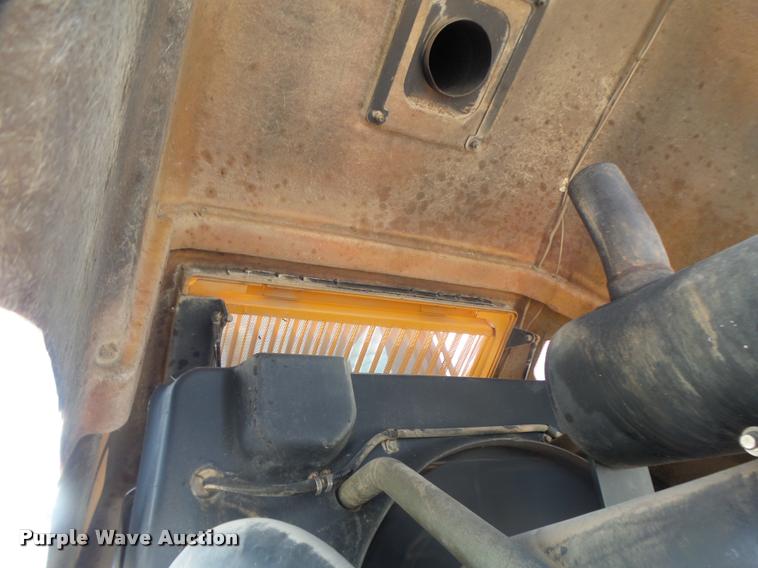 image for item DB1400 2002 Case 621D wheel loader