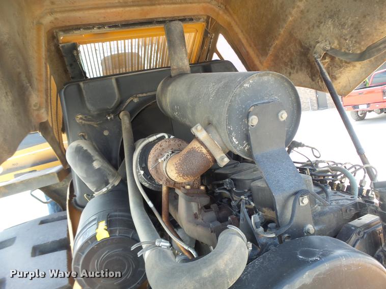 image for item DB1400 2002 Case 621D wheel loader