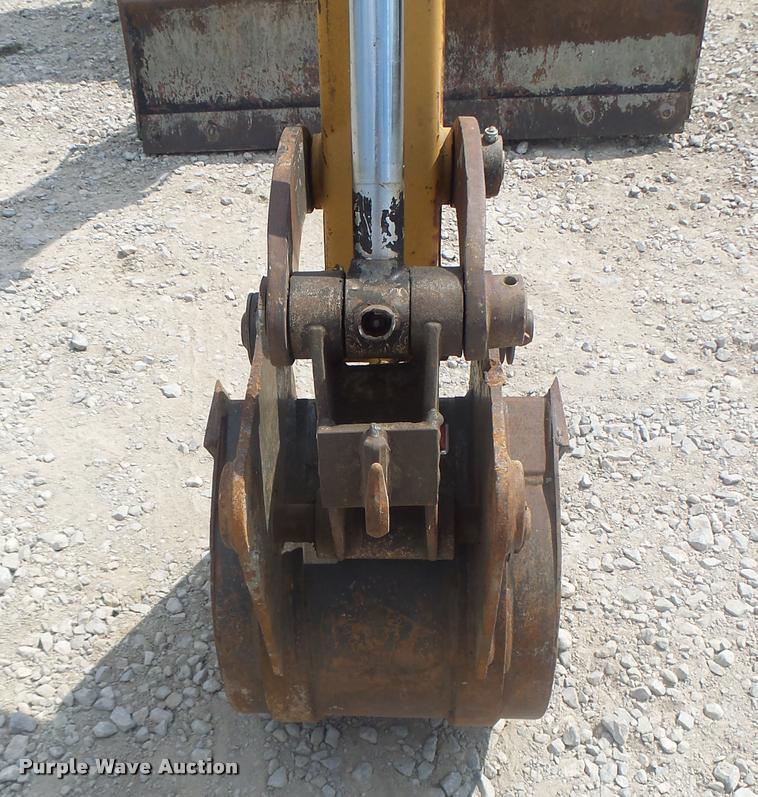 image for item DB1410 2003 Vermeer CX224 mini excavator