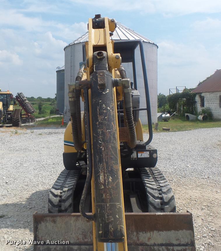 image for item DB1410 2003 Vermeer CX224 mini excavator