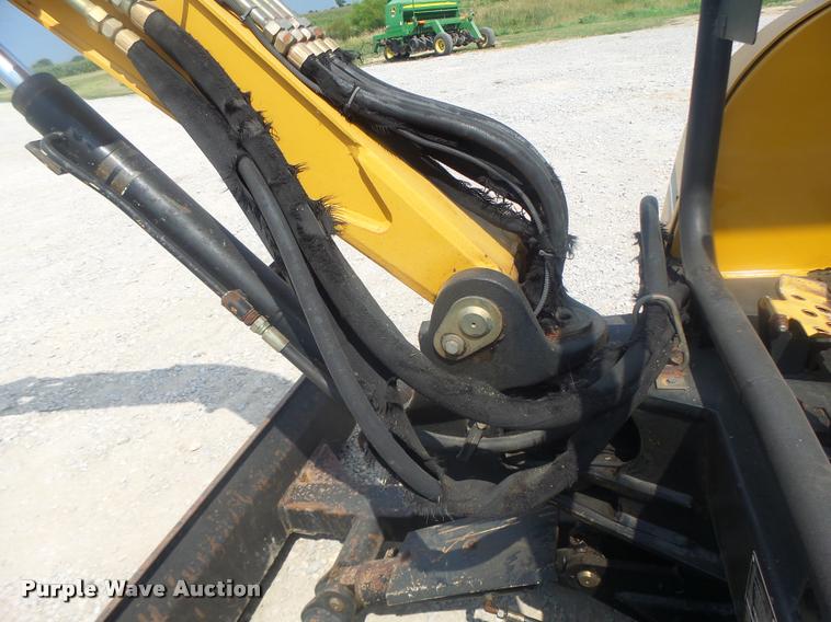 image for item DB1410 2003 Vermeer CX224 mini excavator