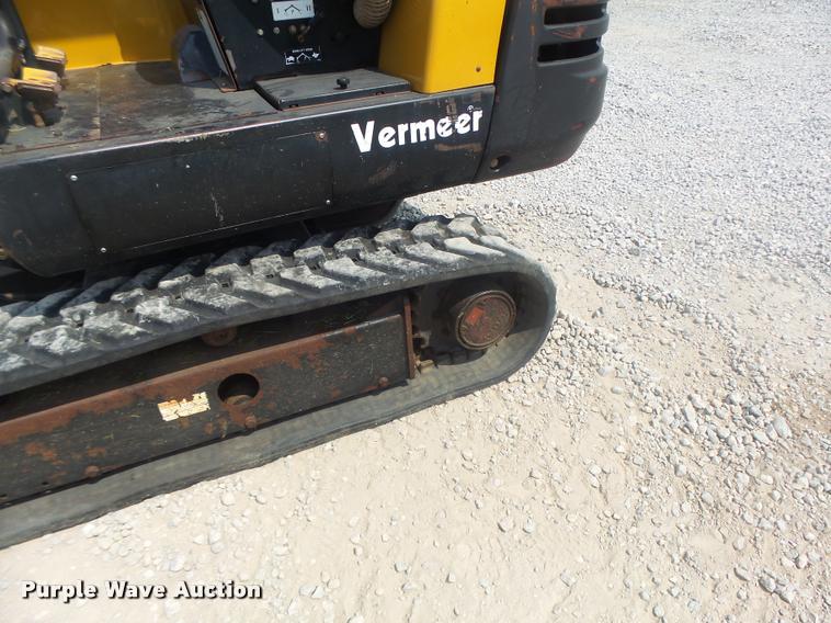image for item DB1410 2003 Vermeer CX224 mini excavator