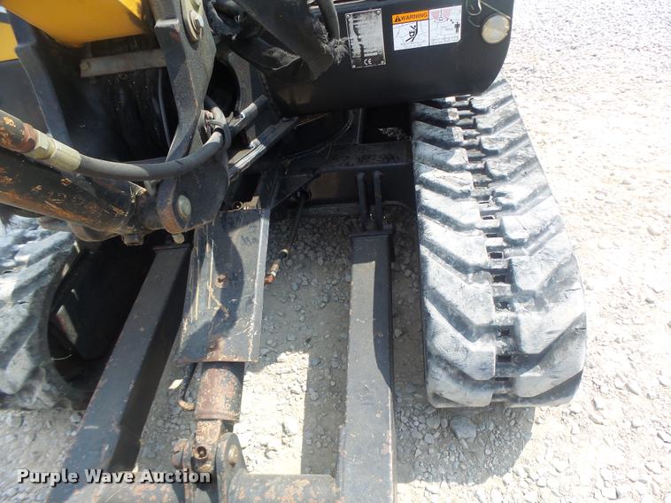 image for item DB1410 2003 Vermeer CX224 mini excavator