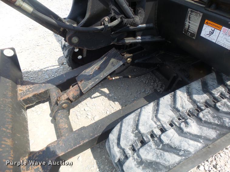 image for item DB1410 2003 Vermeer CX224 mini excavator