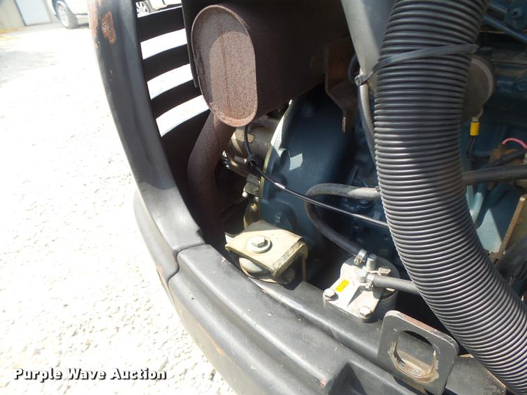 image for item DB1410 2003 Vermeer CX224 mini excavator