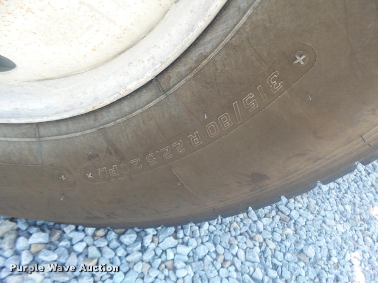 image for item DB1413 2003 Sterling L7500 dump truck