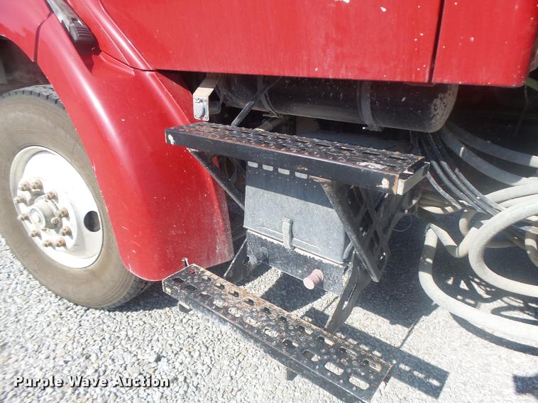 image for item DB1413 2003 Sterling L7500 dump truck