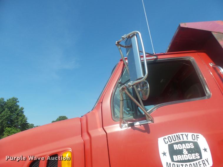 image for item DB1413 2003 Sterling L7500 dump truck