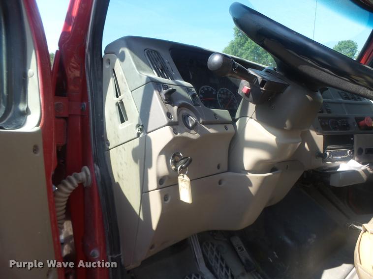 image for item DB1413 2003 Sterling L7500 dump truck