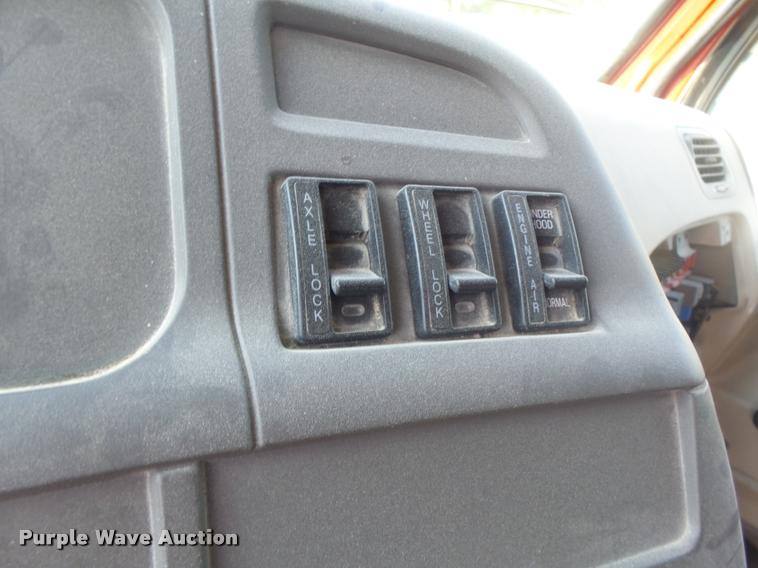 image for item DB1413 2003 Sterling L7500 dump truck