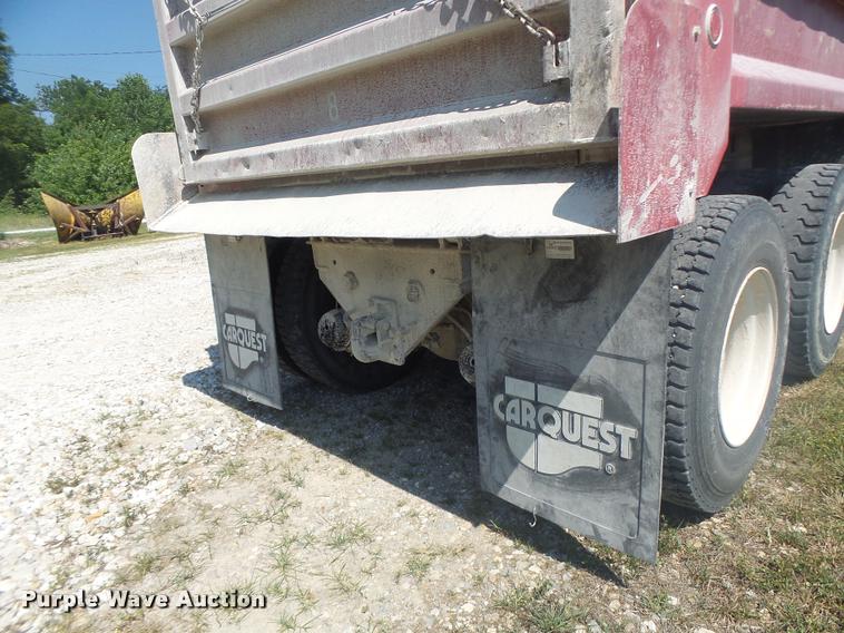 image for item DB1414 2001 Freightliner FL80 dump truck