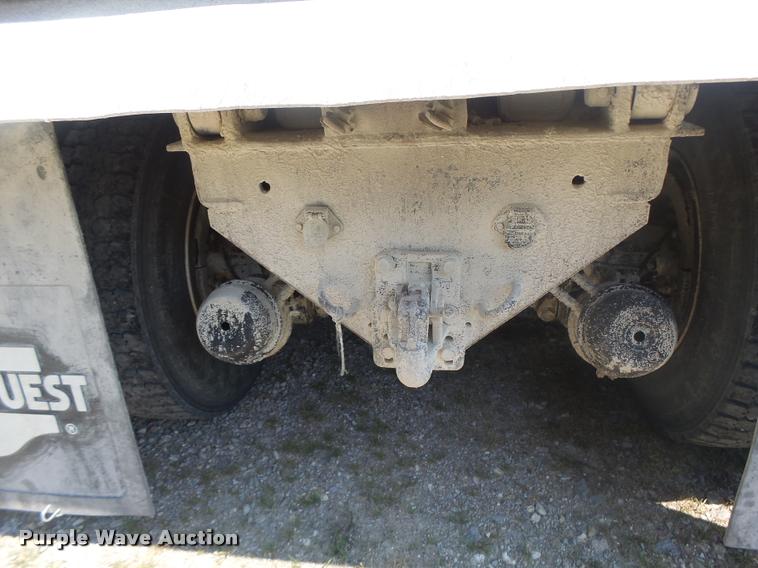 image for item DB1414 2001 Freightliner FL80 dump truck