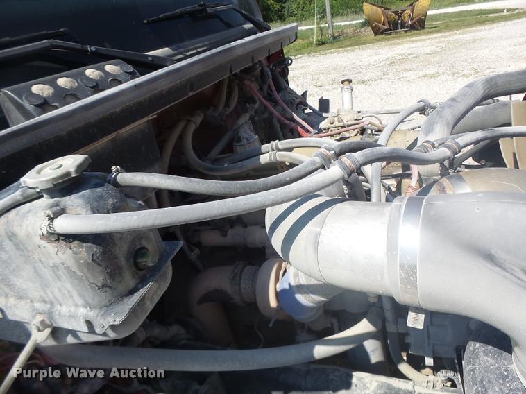 image for item DB1414 2001 Freightliner FL80 dump truck