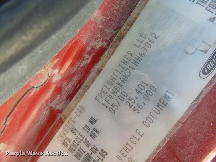 image for item DB1414 2001 Freightliner FL80 dump truck