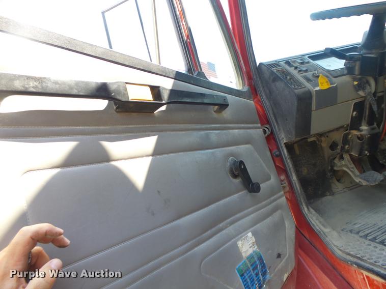 image for item DB1414 2001 Freightliner FL80 dump truck