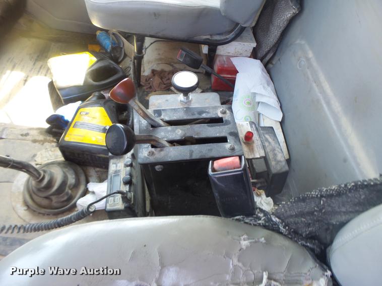 image for item DB1414 2001 Freightliner FL80 dump truck