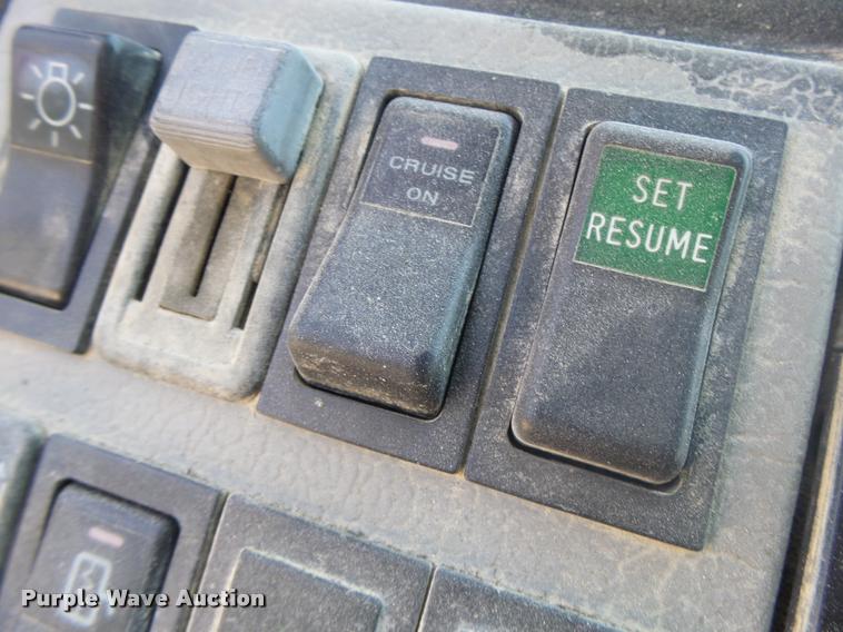 image for item DB1414 2001 Freightliner FL80 dump truck