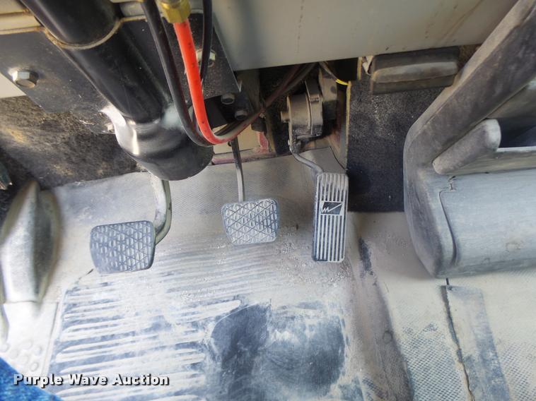 image for item DB1414 2001 Freightliner FL80 dump truck