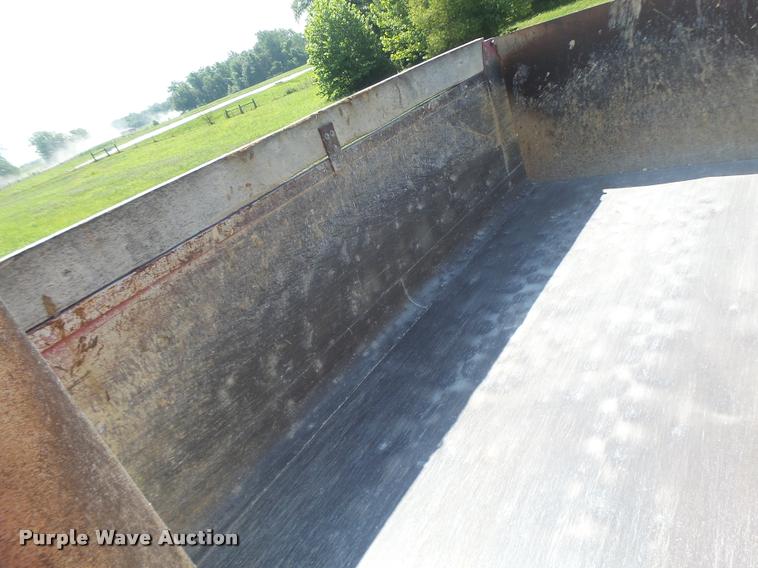 image for item DB1414 2001 Freightliner FL80 dump truck