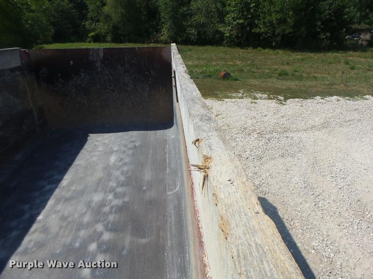 image for item DB1414 2001 Freightliner FL80 dump truck