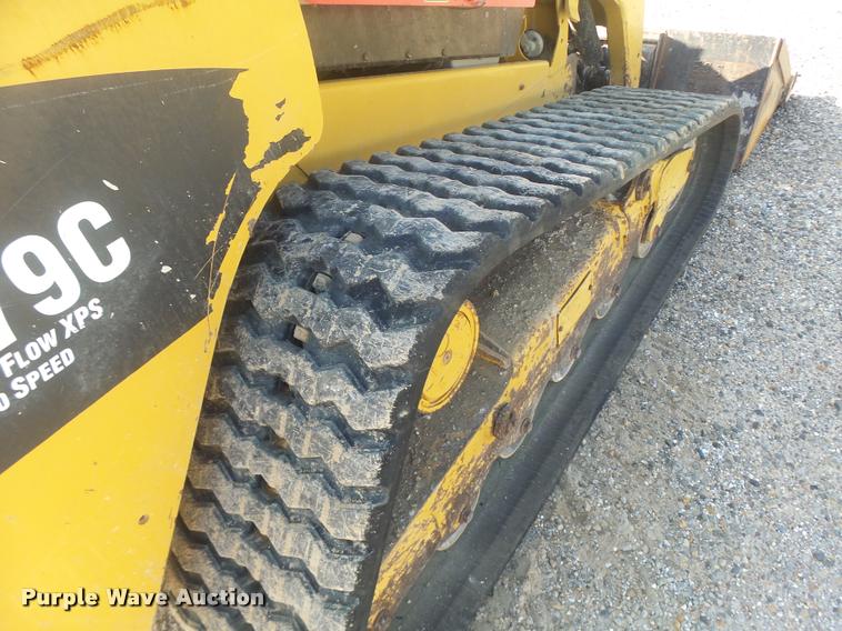 image for item DB5807 2011 Caterpillar 279C skid steer