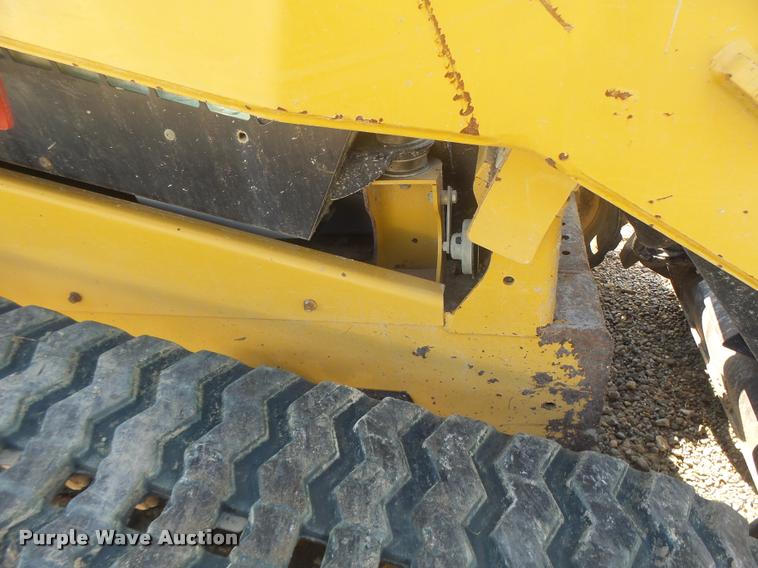 image for item DB5807 2011 Caterpillar 279C skid steer