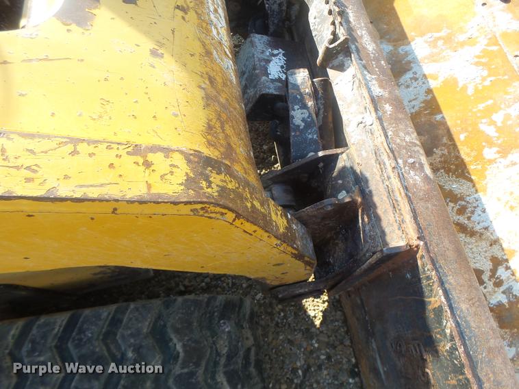 image for item DB5807 2011 Caterpillar 279C skid steer