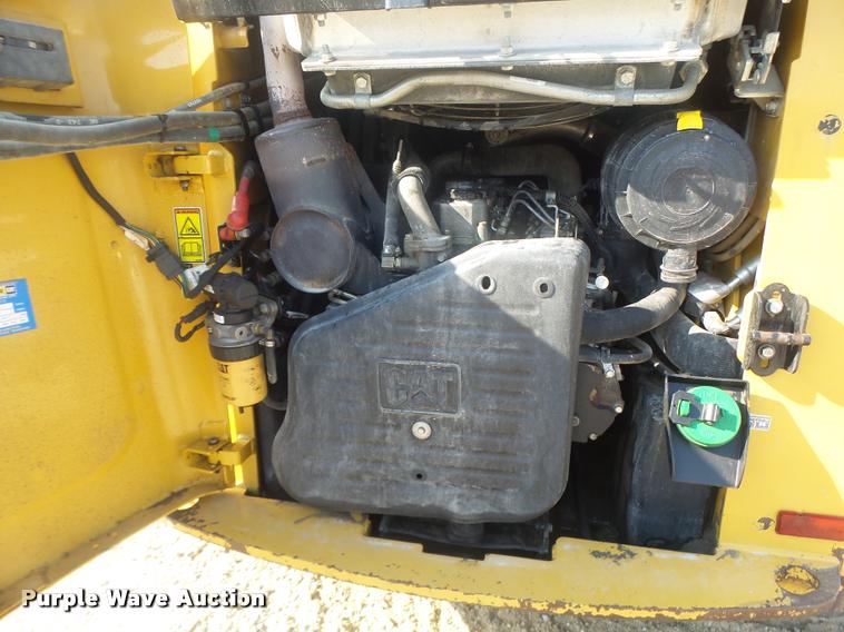 image for item DB5807 2011 Caterpillar 279C skid steer