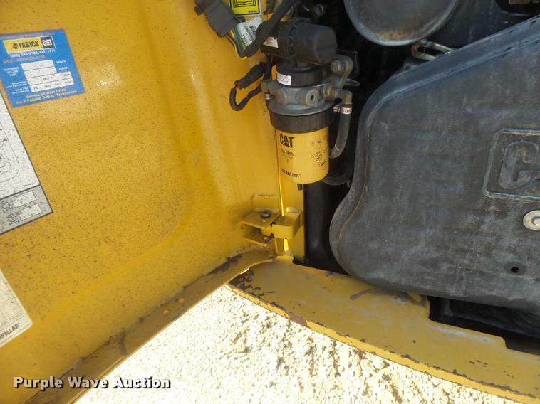 image for item DB5807 2011 Caterpillar 279C skid steer