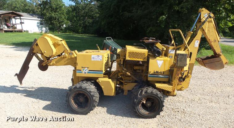 image for item DB7461 Vermeer LM-42 cable plow