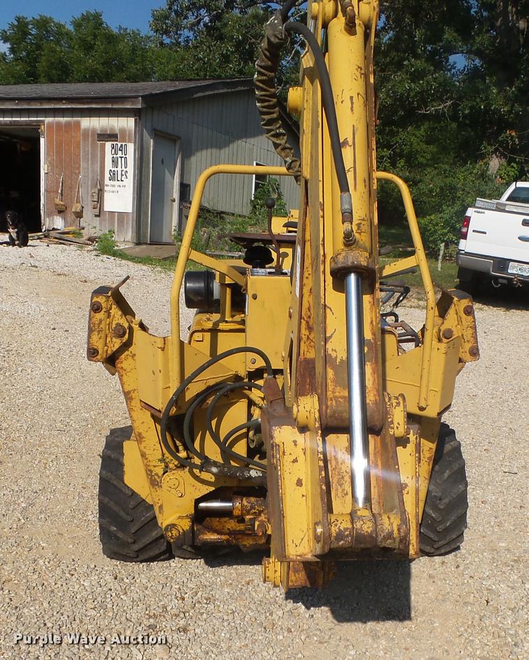 image for item DB7461 Vermeer LM-42 cable plow