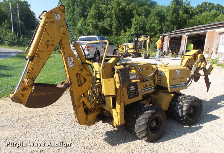 image for item DB7461 Vermeer LM-42 cable plow