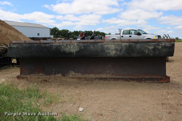 image for item DB9356 Henke snow plow