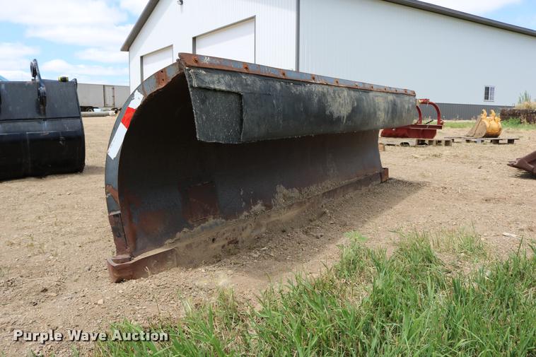 image for item DB9356 Henke snow plow