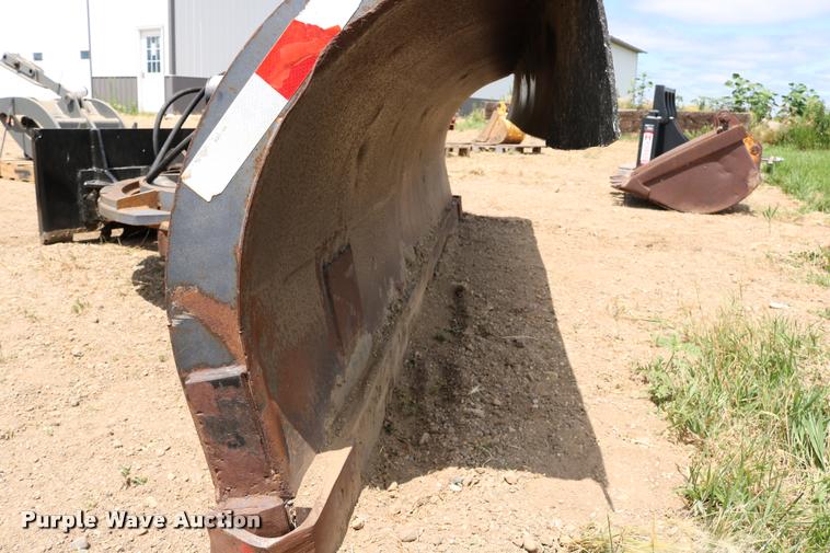 image for item DB9356 Henke snow plow